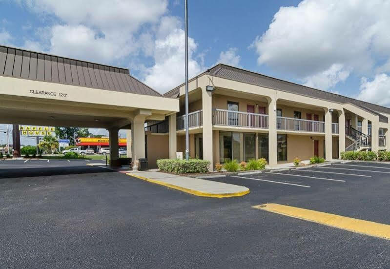 Red Roof Inn Wilmington Nc Exterior photo