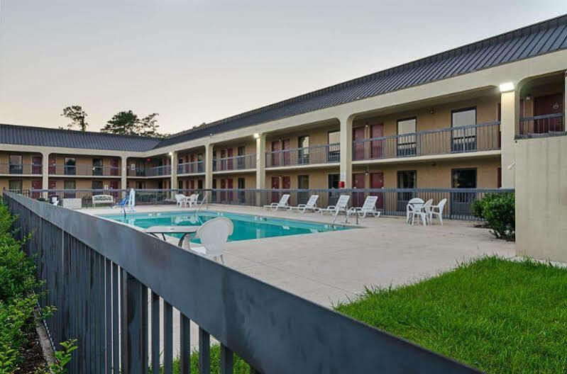 Red Roof Inn Wilmington Nc Exterior photo